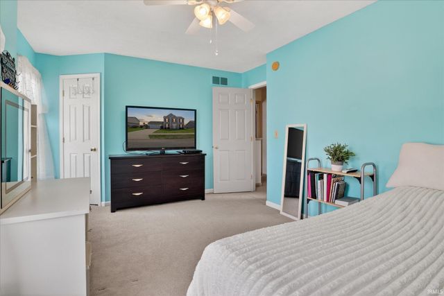 11002 Golden Pheasant Drive, Osceola, IN 46561