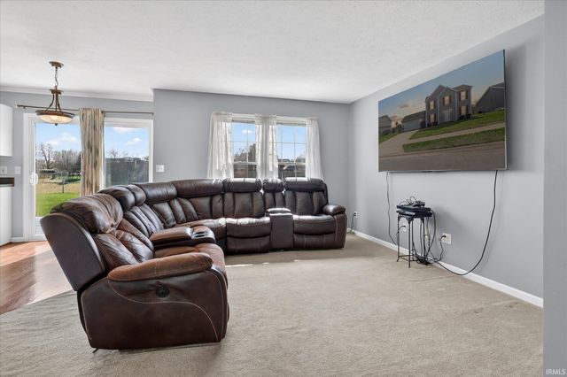 11002 Golden Pheasant Drive, Osceola, IN 46561