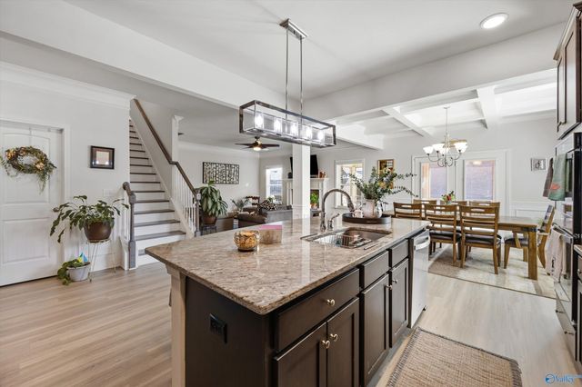 8358 Anslee Way, Huntsville, AL 35806