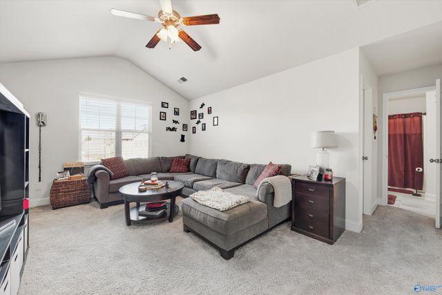 8358 Anslee Way, Huntsville, AL 35806