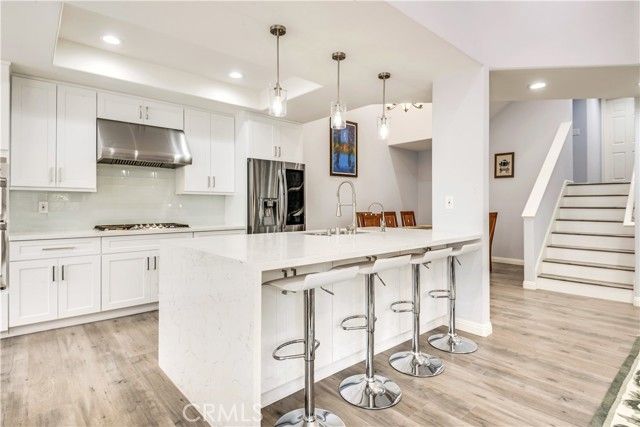 16 Monterey Court, Manhattan Beach, CA 90266