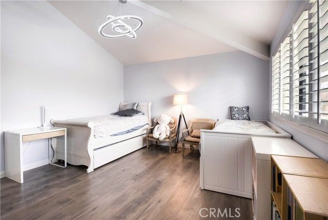 16 Monterey Court, Manhattan Beach, CA 90266