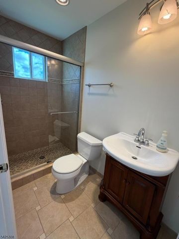 13 N Orchard Ter, Sparta Twp., NJ 07871