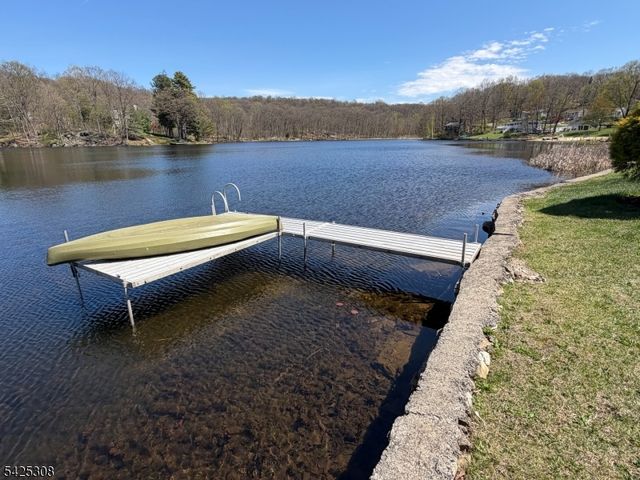 13 N Orchard Ter, Sparta Twp., NJ 07871