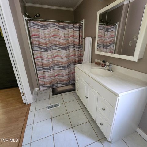 113 Liberty Hollow Road, Elizabethton, TN 37643