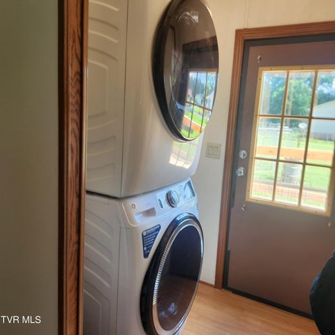 113 Liberty Hollow Road, Elizabethton, TN 37643