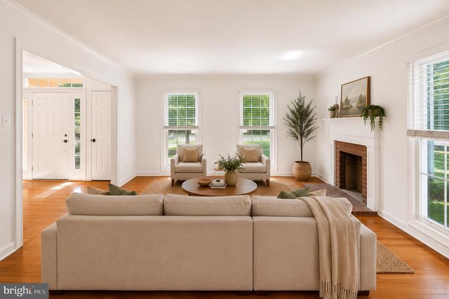32 REGAN LN, Voorhees, NJ 08043