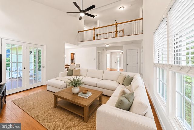 32 REGAN LN, Voorhees, NJ 08043