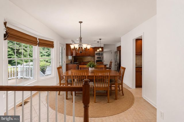 32 REGAN LN, Voorhees, NJ 08043