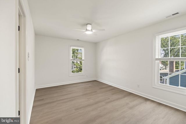 32 REGAN LN, Voorhees, NJ 08043