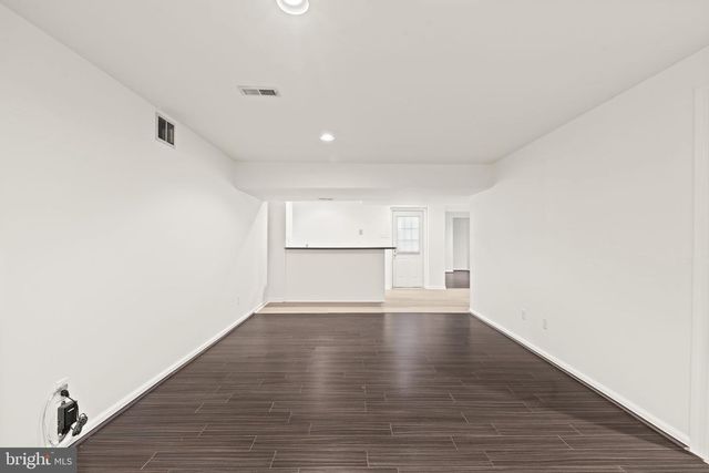 32 REGAN LN, Voorhees, NJ 08043