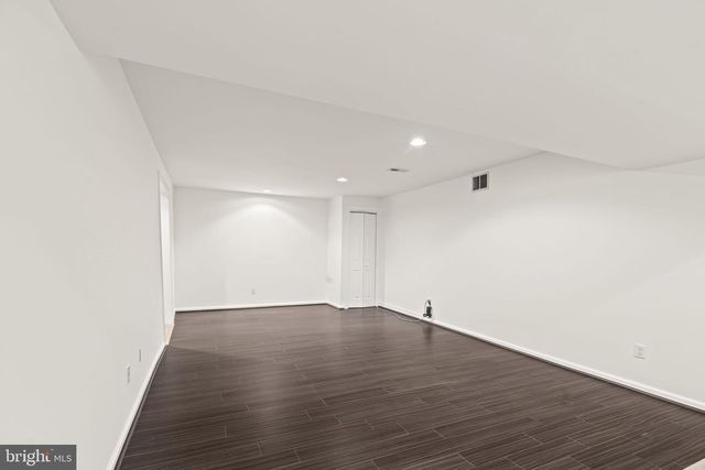 32 REGAN LN, Voorhees, NJ 08043
