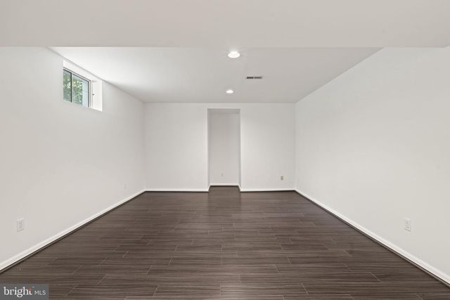 32 REGAN LN, Voorhees, NJ 08043