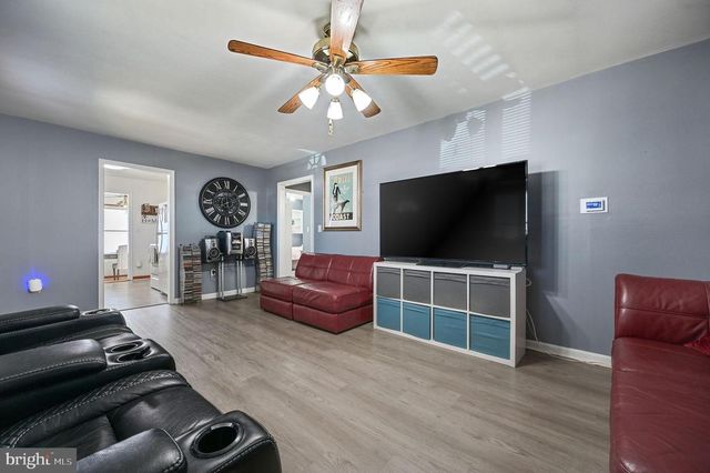 234 PINE ST, Dover, DE 19901