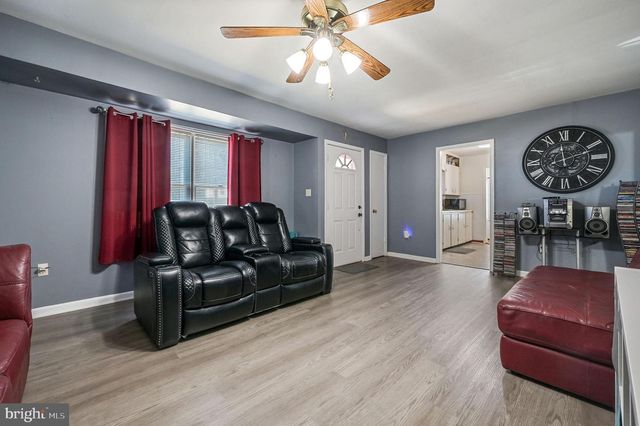 234 PINE ST, Dover, DE 19901