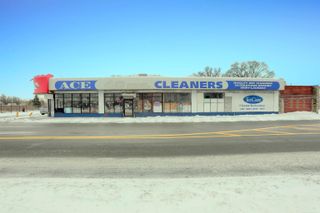 2854 E 7 Mile Road, Detroit, MI 48234