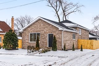 4147 Amelia Avenue, Lyons, IL 60534