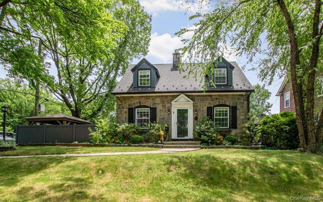 4 Knox Pl., Staten Island, NY 10314