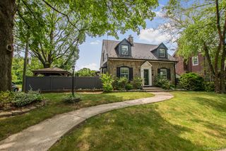 4 Knox Pl., Staten Island, NY 10314