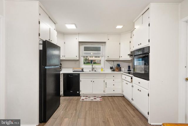 12418 KENSINGTON LN, Bowie, MD 20715