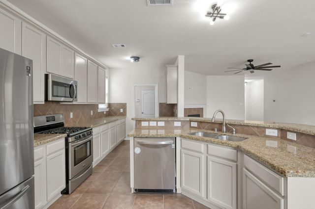 2078 Midlane Drive, Conroe, TX 77301