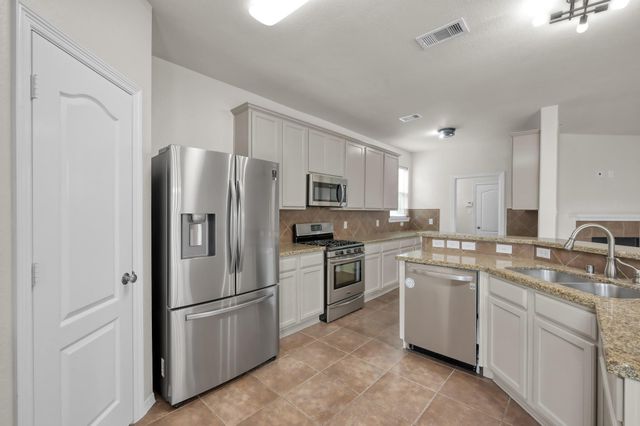 2078 Midlane Drive, Conroe, TX 77301