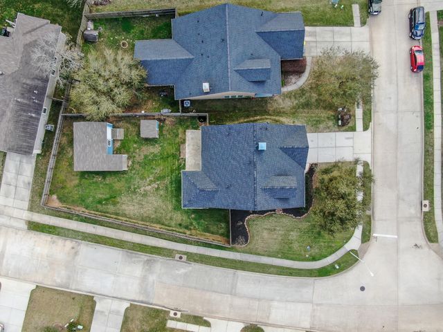 2078 Midlane Drive, Conroe, TX 77301