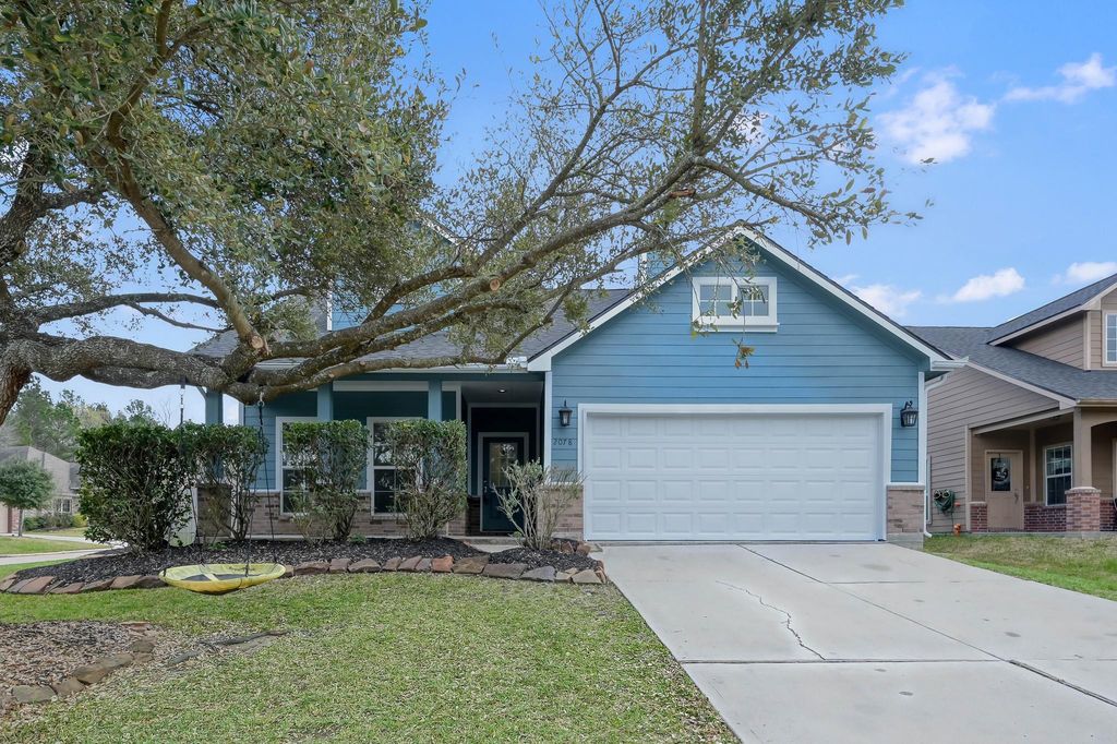 2078 Midlane Drive, Conroe, TX 77301