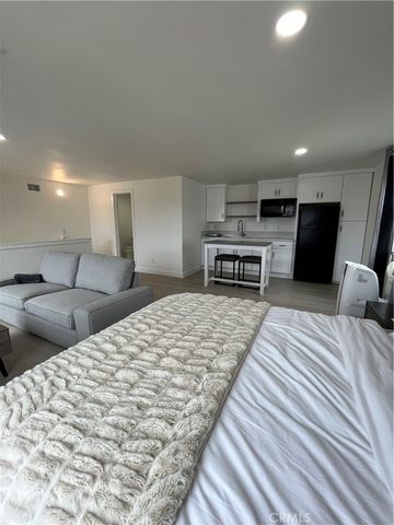 9441 El Blanco, Fountain Valley, CA 92708