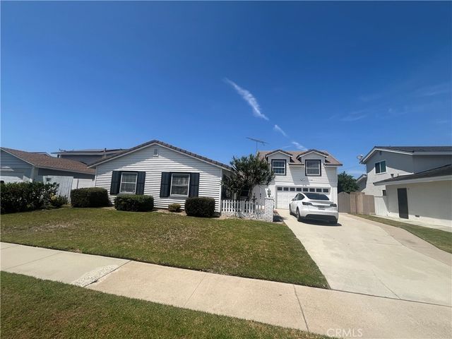 9441 El Blanco, Fountain Valley, CA 92708