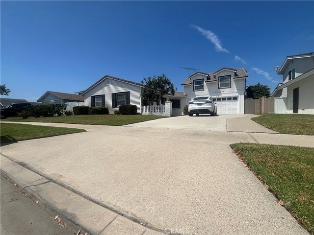 9441 El Blanco, Fountain Valley, CA 92708