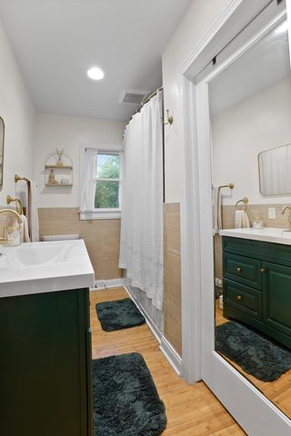 4901 E 73rd Avenue, Merrillville, IN 46410