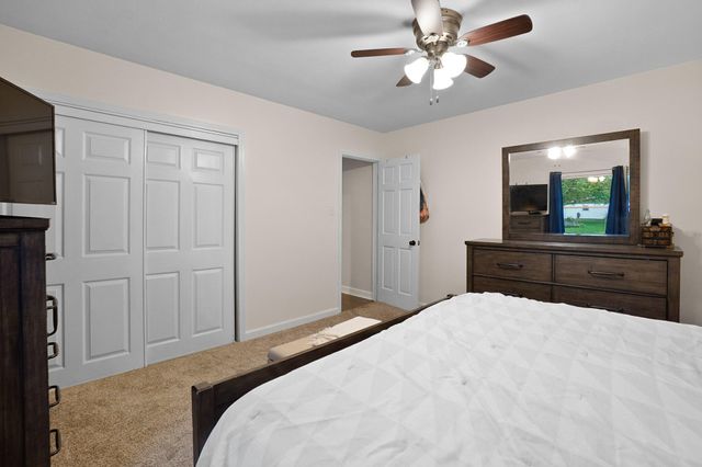 4901 E 73rd Avenue, Merrillville, IN 46410