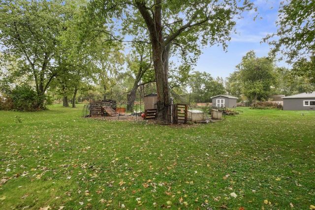 4901 E 73rd Avenue, Merrillville, IN 46410