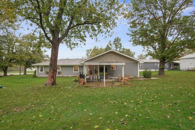 4901 E 73rd Avenue, Merrillville, IN 46410