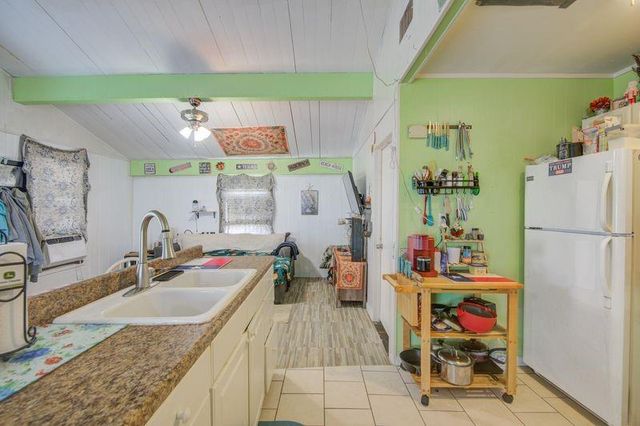 13219 Buccaneer Parkway, Freeport, TX 77541