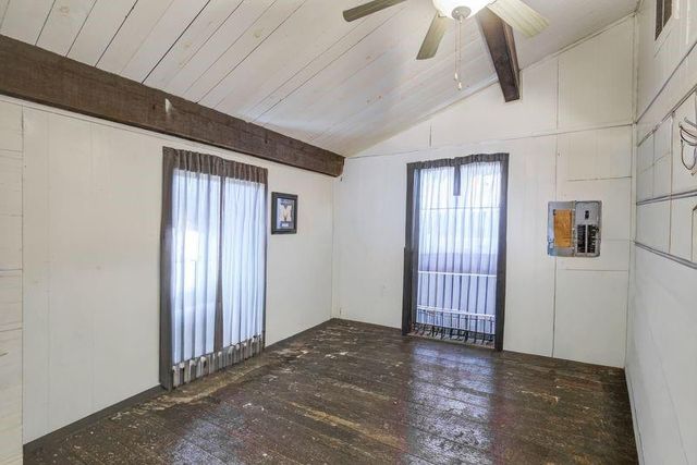 13219 Buccaneer Parkway, Freeport, TX 77541