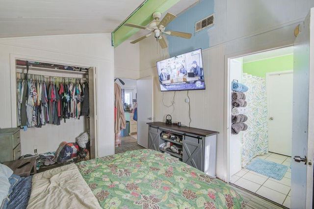 13219 Buccaneer Parkway, Freeport, TX 77541