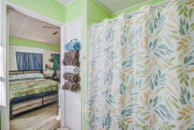 13219 Buccaneer Parkway, Freeport, TX 77541