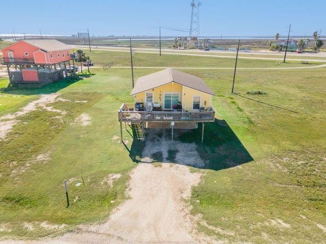 13219 Buccaneer Parkway, Freeport, TX 77541