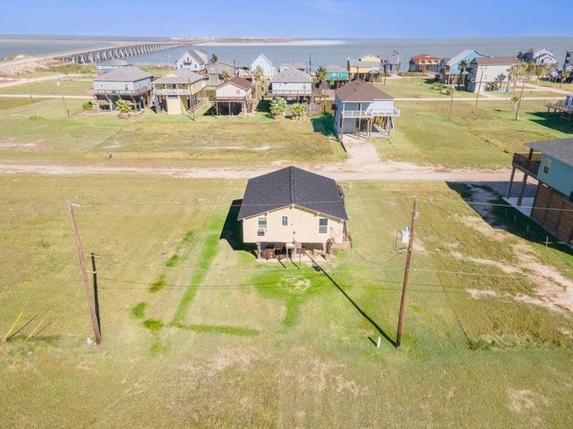 13219 Buccaneer Parkway, Freeport, TX 77541