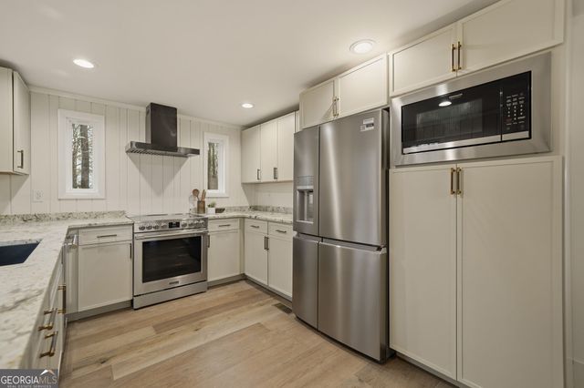 1220 Walnut Ridge, Ellijay, GA 30536