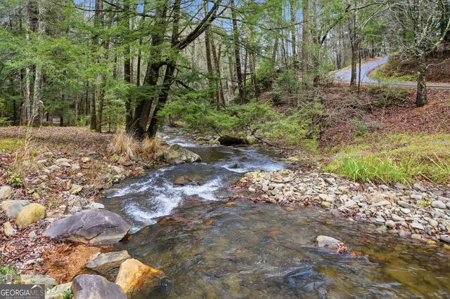 1220 Walnut Ridge, Ellijay, GA 30536