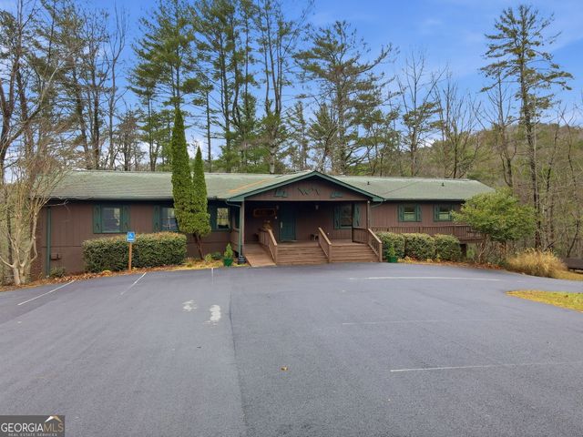 1220 Walnut Ridge, Ellijay, GA 30536