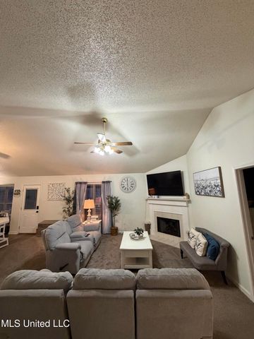 9022 Belmont Drive, Southaven, MS 38671