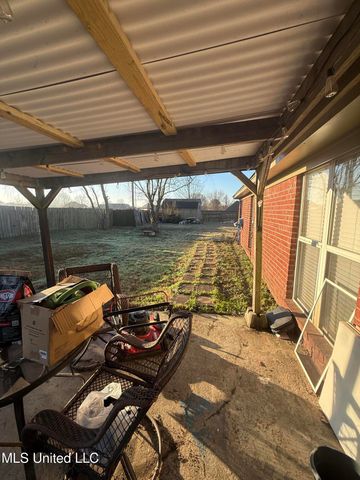 9022 Belmont Drive, Southaven, MS 38671