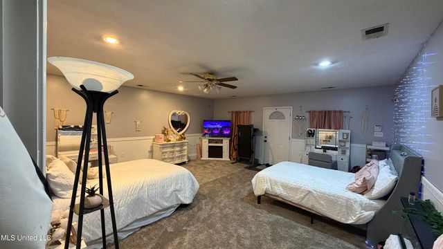 9022 Belmont Drive, Southaven, MS 38671