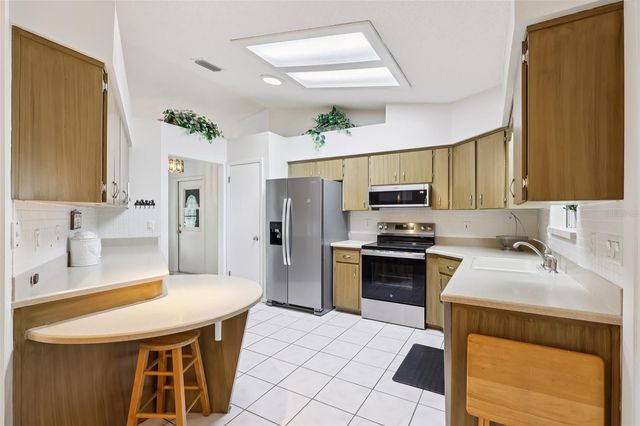 1614 NEW ABBEY AVENUE, Leesburg, FL 34788