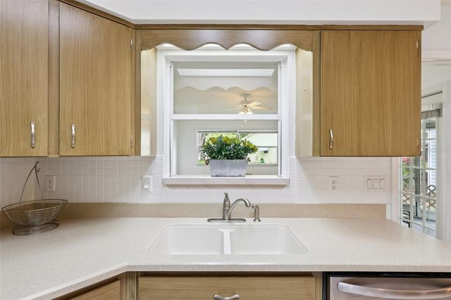 1614 NEW ABBEY AVENUE, Leesburg, FL 34788