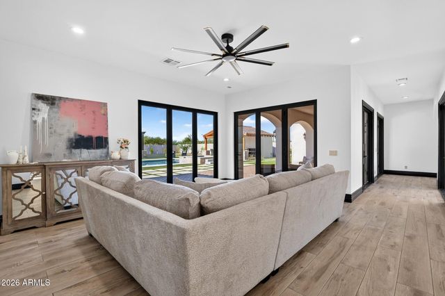 10864 W GOLDDUST Drive, Queen Creek, AZ 85144